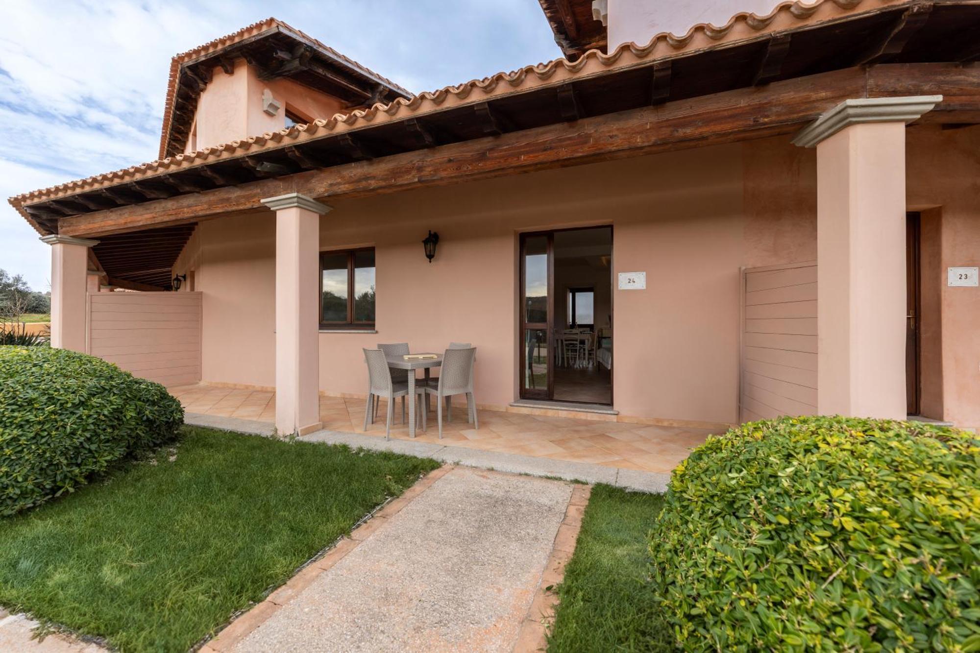 Residence Pierre & Vacances Vignola Mare Ngoại thất bức ảnh